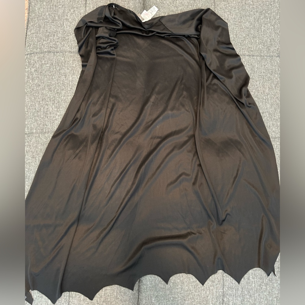 BATMAN cape. Black. Kids play.  Costume.  Dress-up